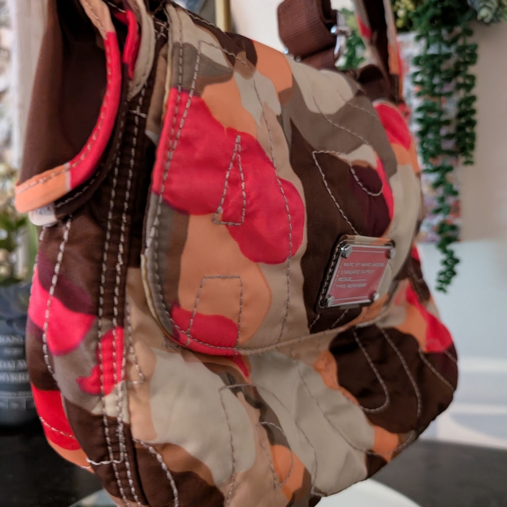 Marc By Marc Jacobs Multicolor Camo Quilted Shoulder / Crossbody Bag - Picture 4 of 12